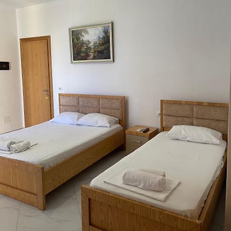 Olympia Guesthouse Ksamil Buitenkant foto