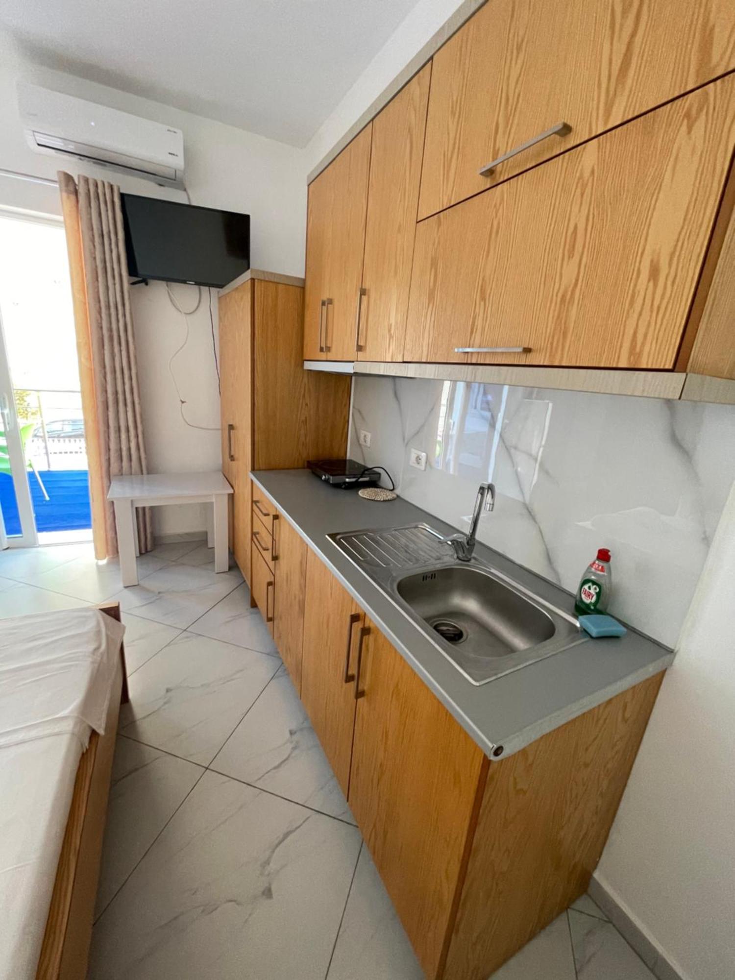 Olympia Guesthouse Ksamil Buitenkant foto
